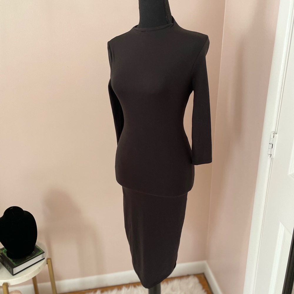 Black long sleeve dress